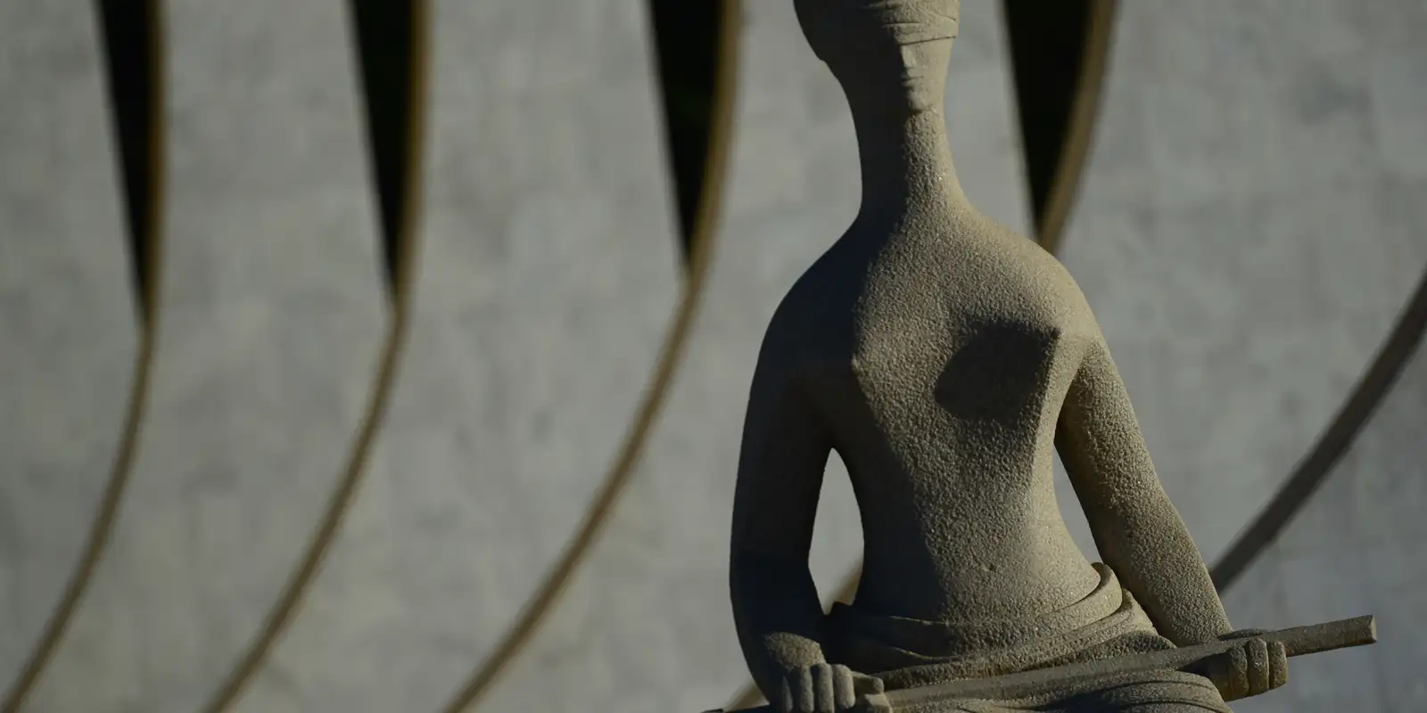 STF Schränkt Sonderrente für Wachleute Ein: Verstehen Sie die Entscheidung